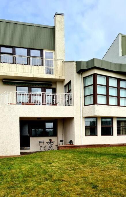 Lovely One Bedroom Apartment In Hafnarfjörður Esterno foto